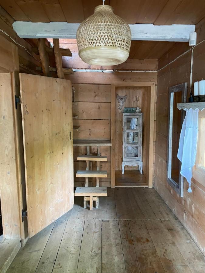 Roznow Domek Pod Zamkiem Buitenkant foto